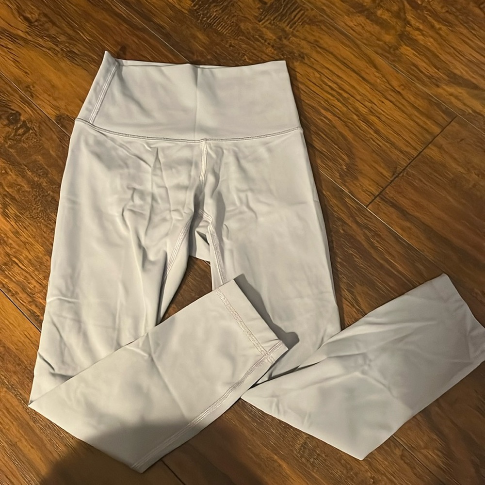 blue linen wunder under lululemon leggings cropped 21 inseam size 2